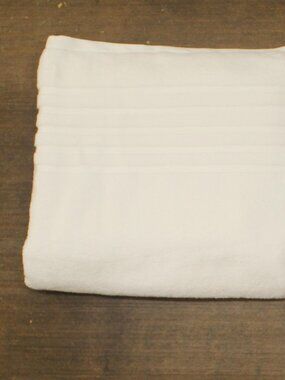 Hotel Collection Ultimate Micro Cotton Bath Towel HTLMCBWHT White 30x56
